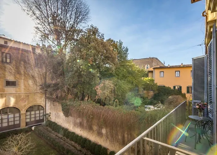 La Scaletta Al Ponte Vecchio 4*