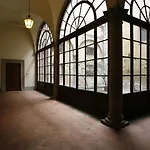 La Scaletta Al Ponte Vecchio Отель 4*