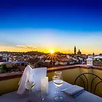 La Scaletta Al Ponte Vecchio Отель