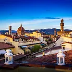 La Scaletta Al Ponte Vecchio Флоренция
