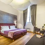La Scaletta Al Ponte Vecchio Отель