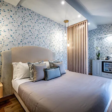 La Scaletta Al Ponte Vecchio 4*