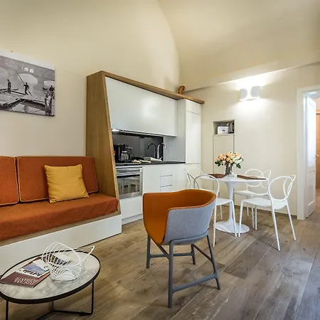 La Scaletta Al Ponte Vecchio 4*