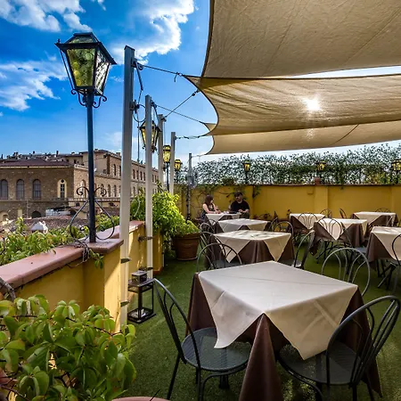 La Scaletta Al Ponte Vecchio 4* 佛罗伦萨