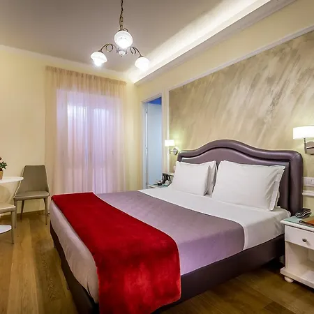 Hotel La Scaletta Al Ponte Vecchio 4*