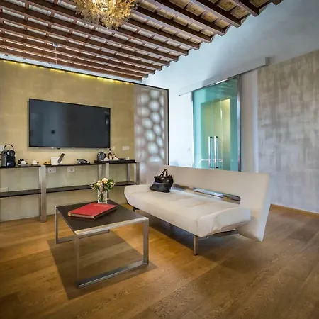 La Scaletta Al Ponte Vecchio 4* 佛罗伦萨