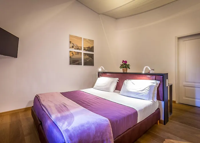 La Scaletta Al Ponte Vecchio 4* Florence