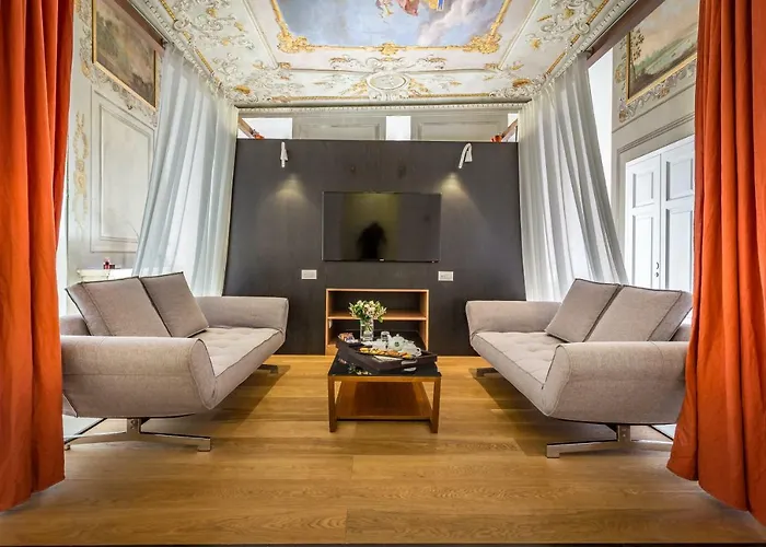 Hotel La Scaletta Al Ponte Vecchio Florence