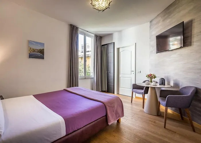 La Scaletta Al Ponte Vecchio Florence