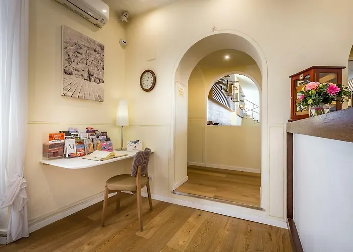 La Scaletta Al Ponte Vecchio Florence