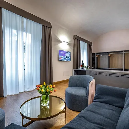 La Scaletta Al Ponte Vecchio 4*