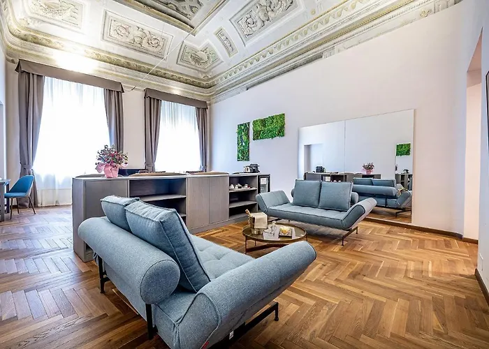 La Scaletta Al Ponte Vecchio 酒店 4*