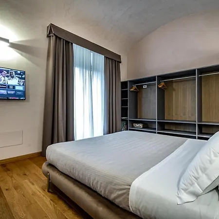 La Scaletta Al Ponte Vecchio 3* Флоренция