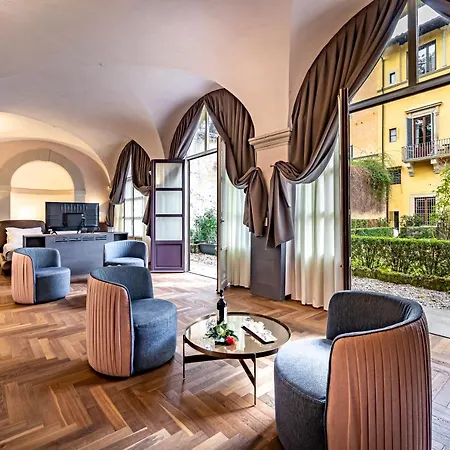 La Scaletta Al Ponte Vecchio Отель 3*
