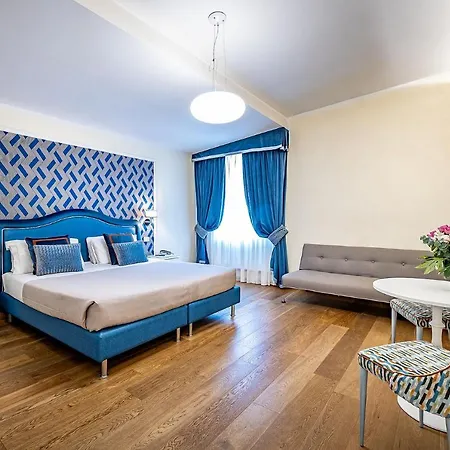 Отель La Scaletta Al Ponte Vecchio 3*