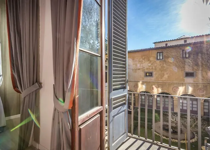 La Scaletta Al Ponte Vecchio Hotel 4*